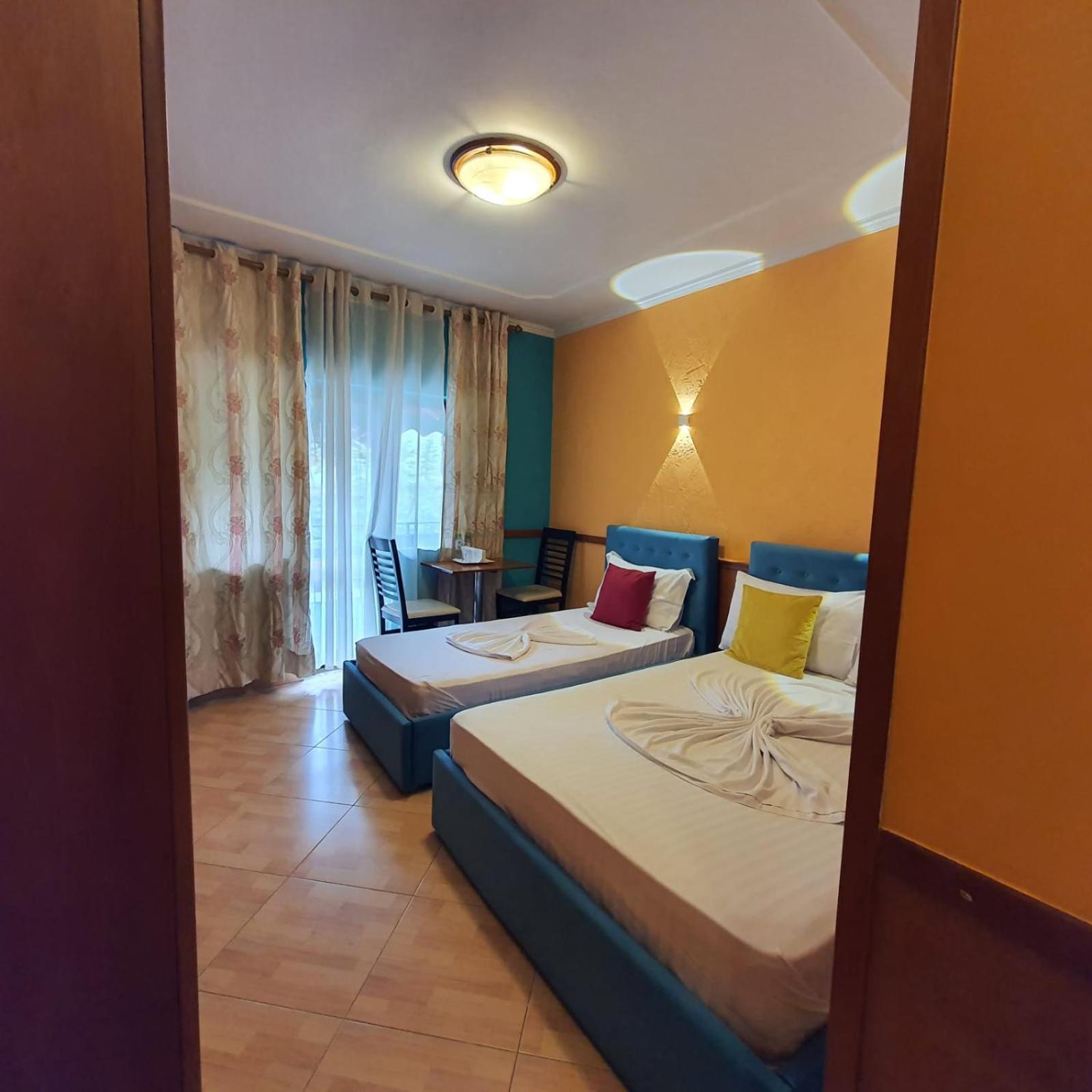 Quick Stop Hotel Тирана Экстерьер фото