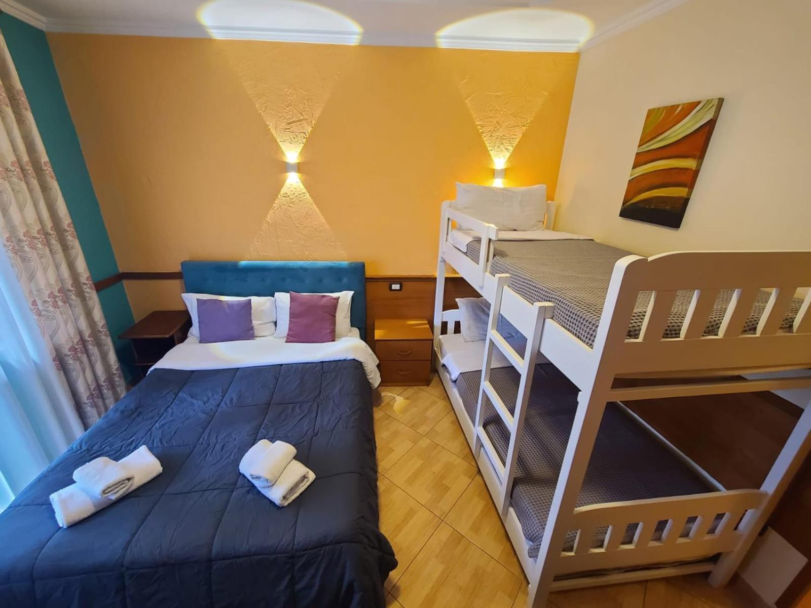 Quick Stop Hotel Тирана Экстерьер фото
